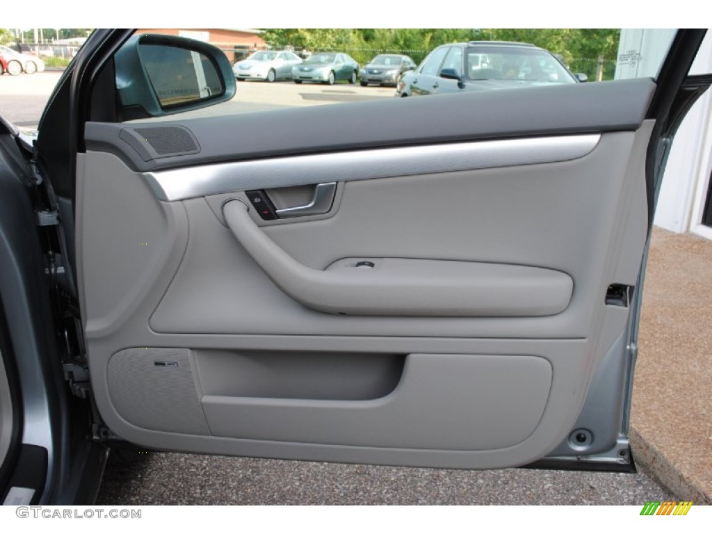 2006 Audi A4 2.0T quattro Avant Platinum Door Panel Photo #50826816