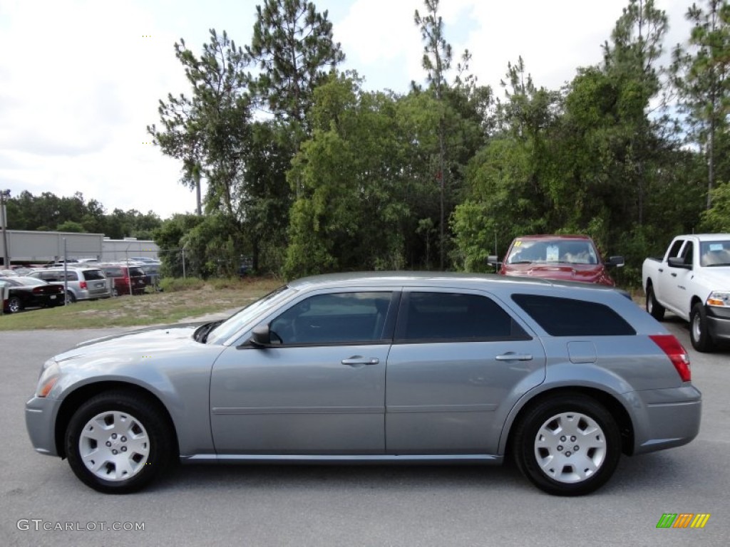 Silver Steel Metallic 2006 Dodge Magnum Standard Magnum Model Exterior Photo #50827053