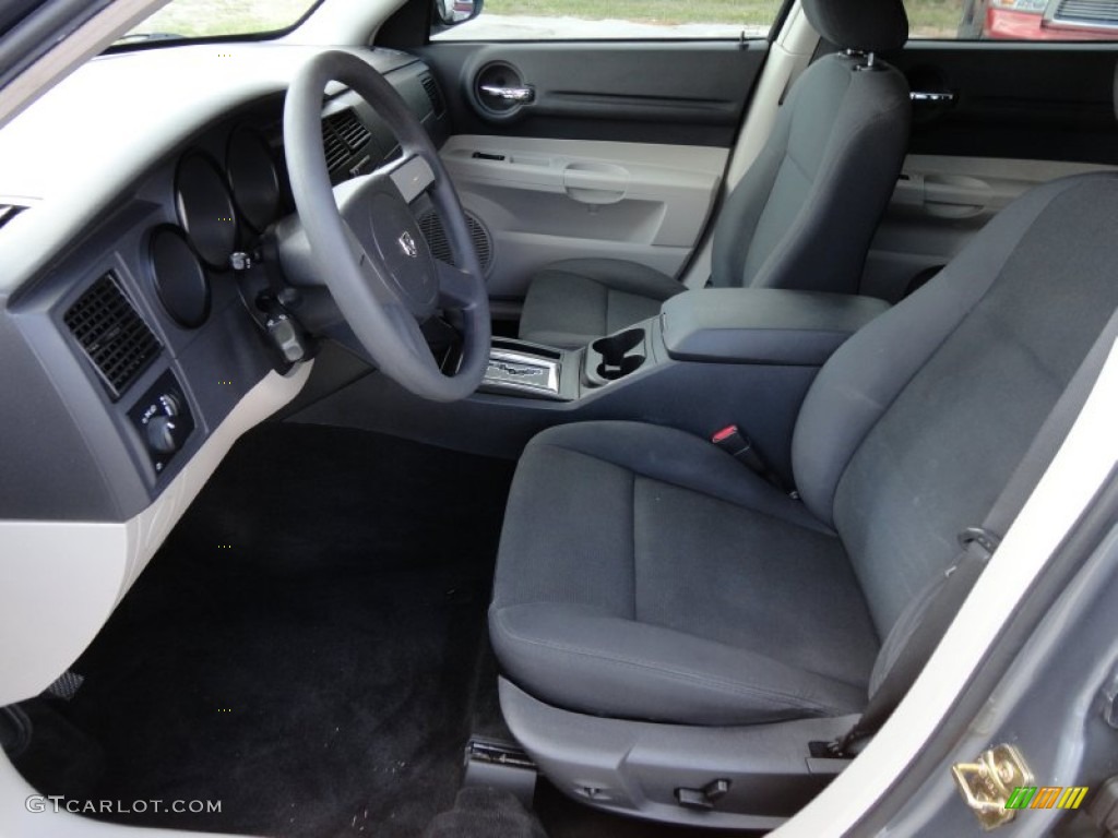 Dark Slate Gray/Light Graystone Interior 2006 Dodge Magnum Standard Magnum Model Photo #50827062
