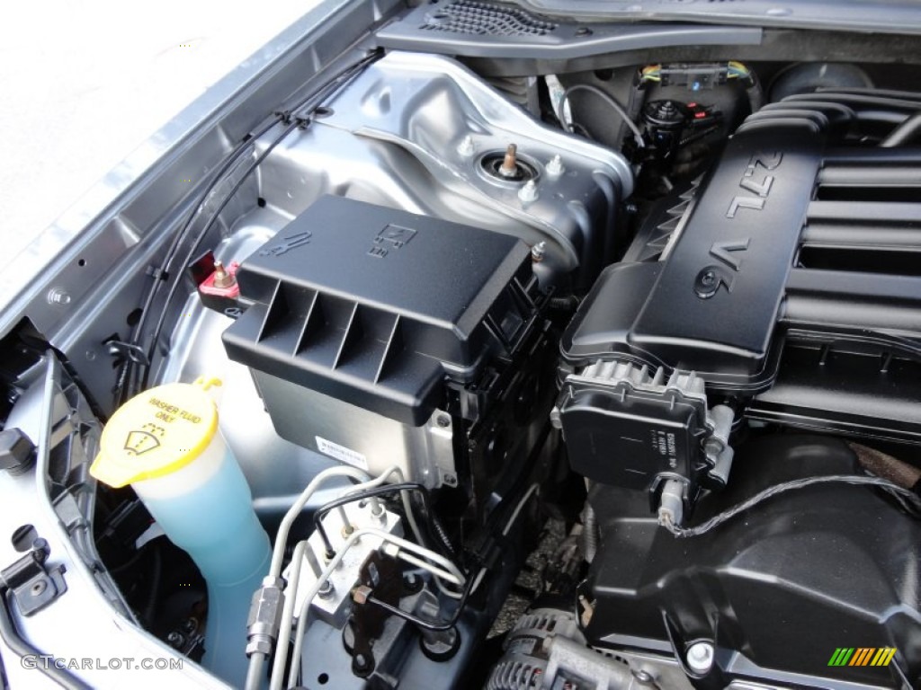 2006 Dodge Magnum Standard Magnum Model 2.7 Liter DOHC 24-Valve V6 Engine Photo #50827119