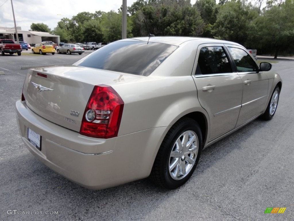 2008 300 Touring - Light Sandstone Metallic / Dark Khaki/Light Graystone photo #10