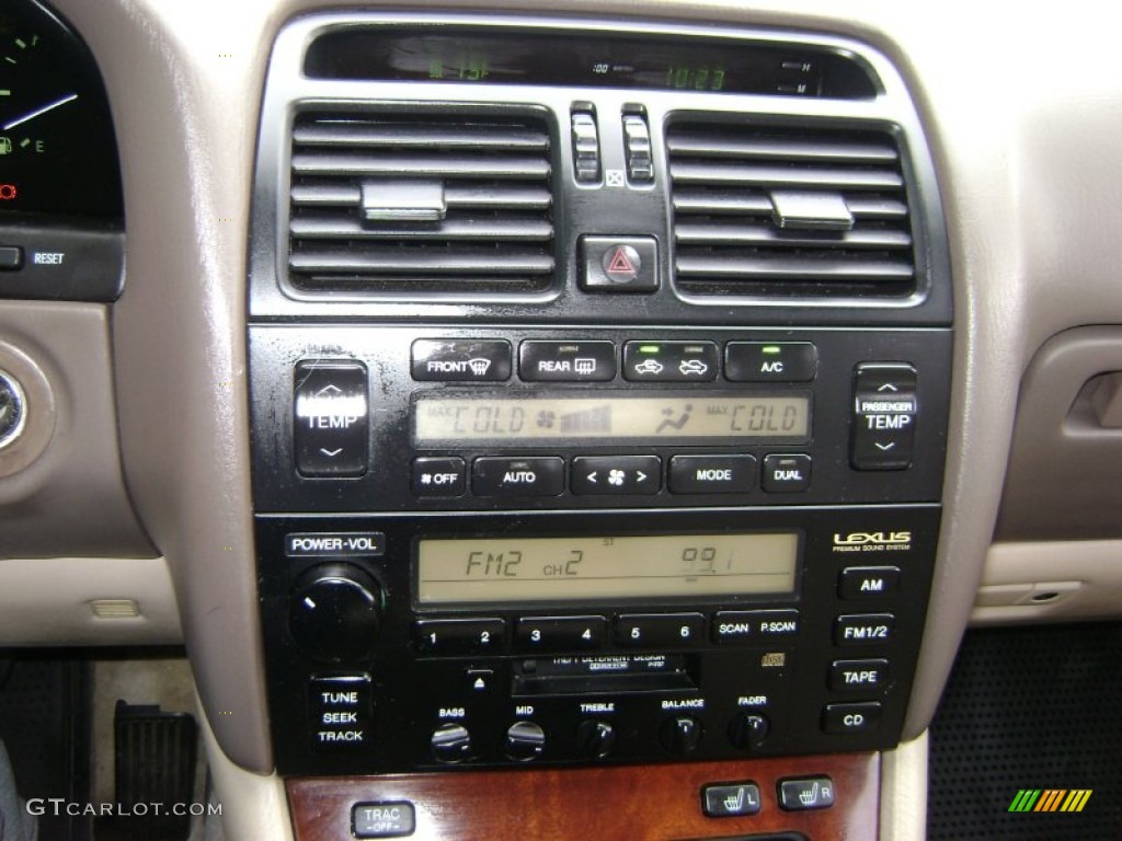 1996 Lexus LS 400 Controls Photo #50828592