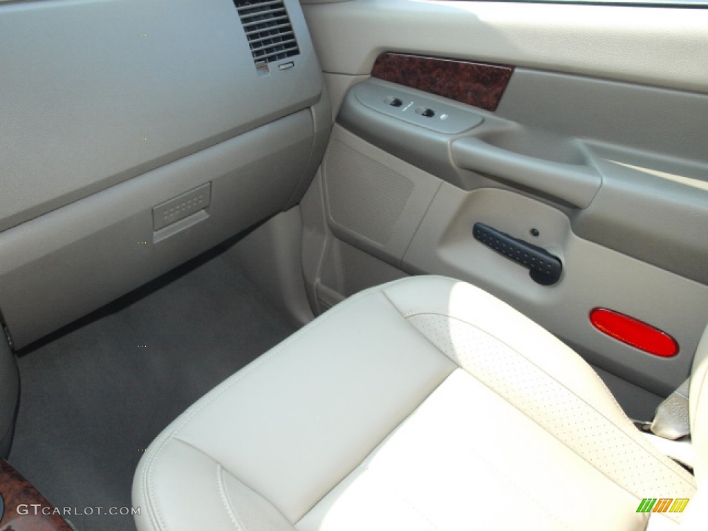 2008 Ram 1500 Laramie Quad Cab 4x4 - Blaze Red Crystal Pearl / Khaki photo #13