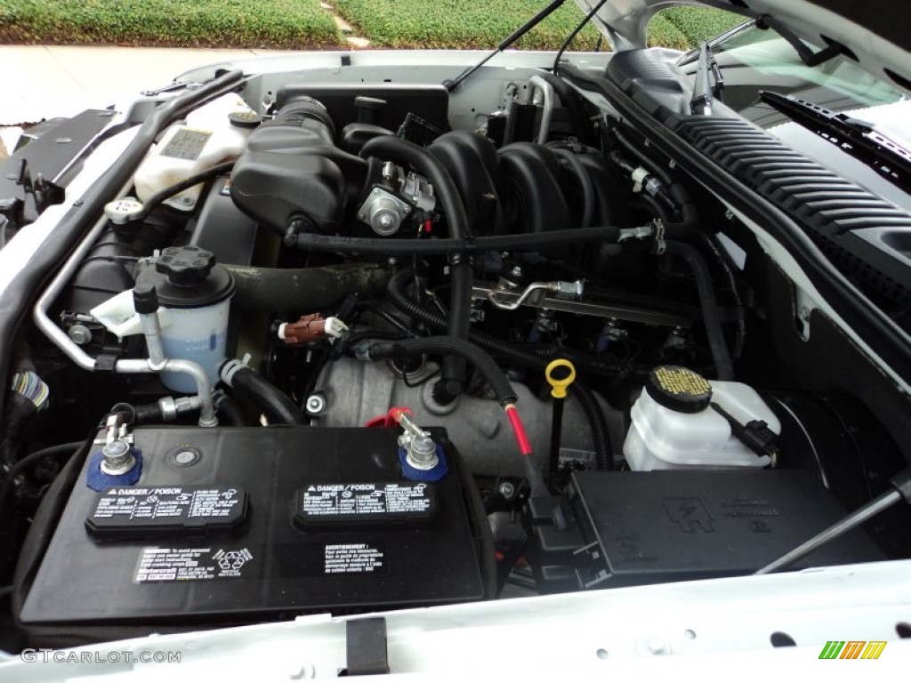 2010 Ford Explorer Sport Trac Limited 4.6 Liter SOHC 24-Valve V8 Engine Photo #50835009