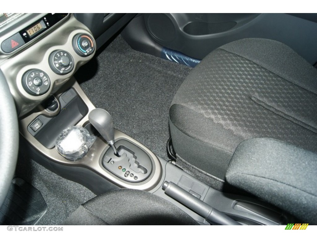 2011 Scion xD Standard xD Model Transmission Photos