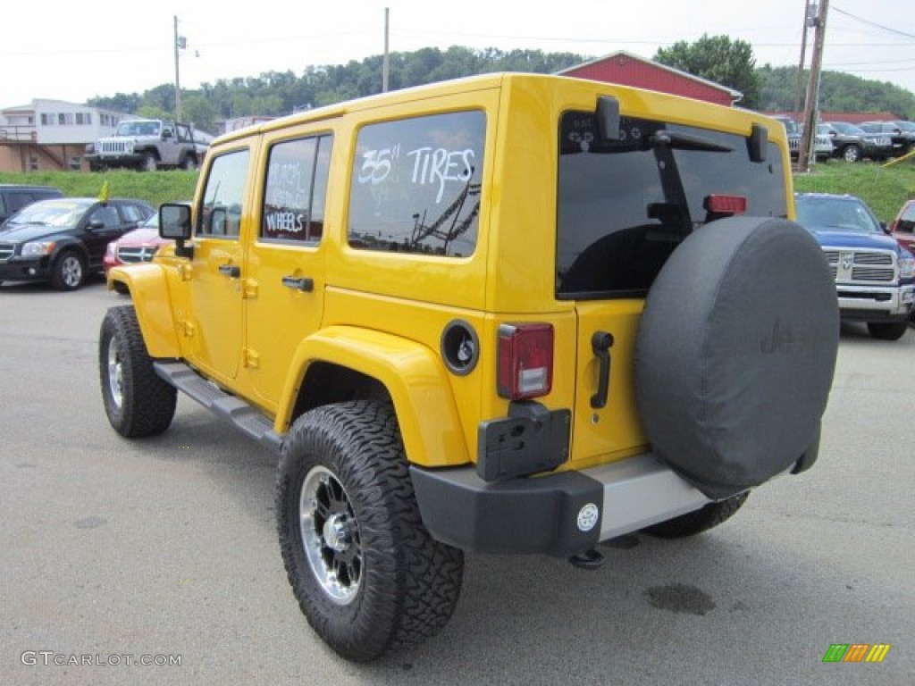 2011 Wrangler Unlimited Sahara 4x4 - Detonator Yellow / Black photo #3