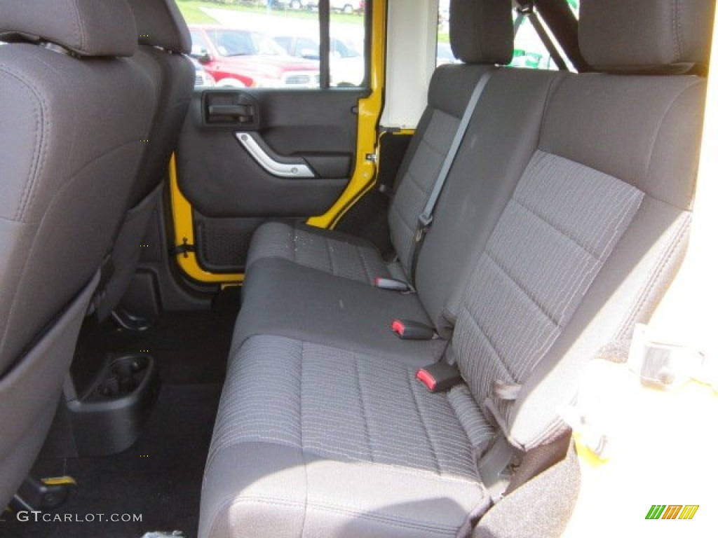 2011 Wrangler Unlimited Sahara 4x4 - Detonator Yellow / Black photo #13