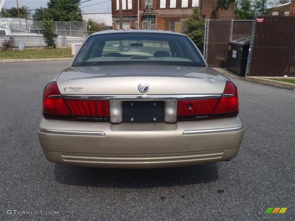 1999 Grand Marquis GS - Harvest Gold Metallic / Medium Parchment photo #13