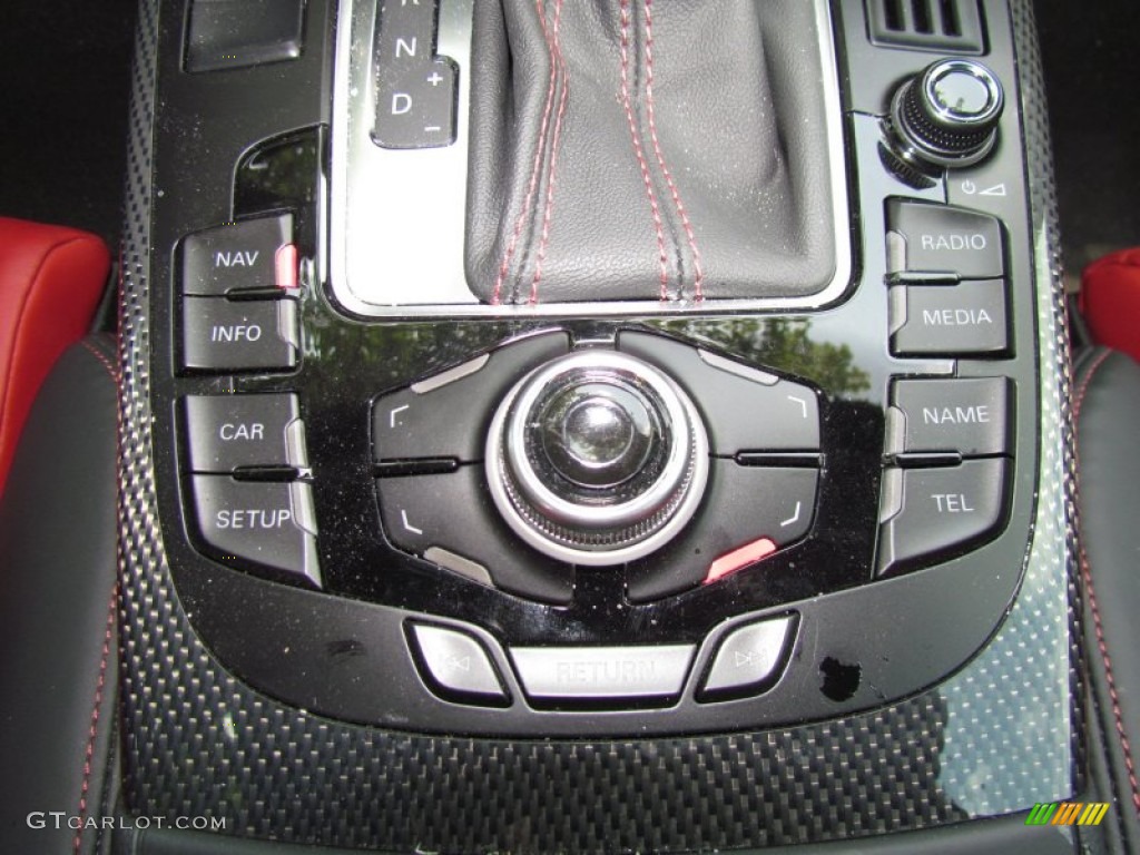 2011 Audi S4 3.0 quattro Sedan Controls Photo #50839074