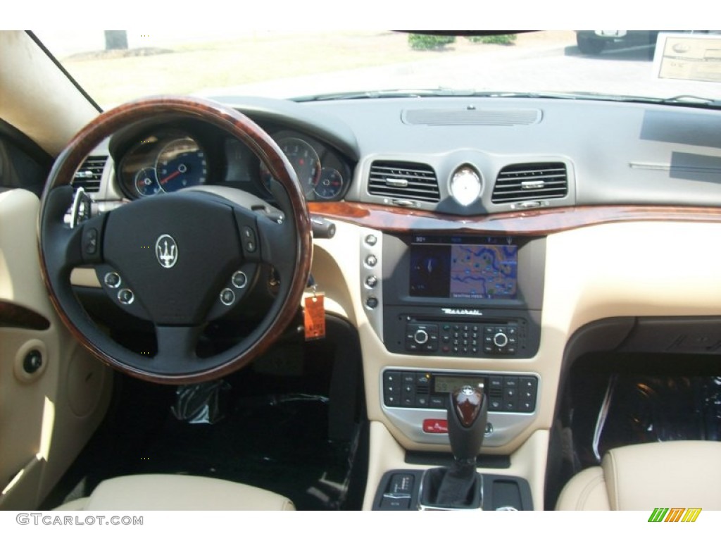 2011 Maserati GranTurismo S Sabbia Dashboard Photo #50839368
