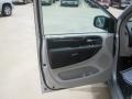 Bright Silver Metallic - Town & Country Touring - L Photo No. 19