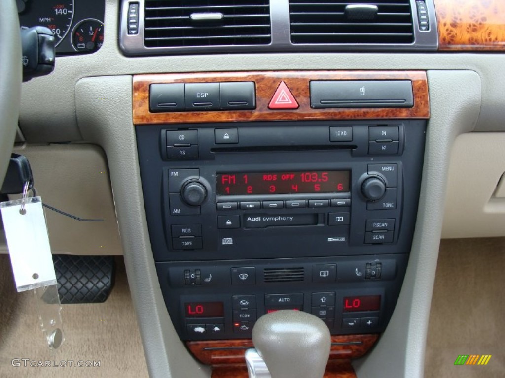 2002 A6 3.0 quattro Sedan - Polar White / Beige photo #13