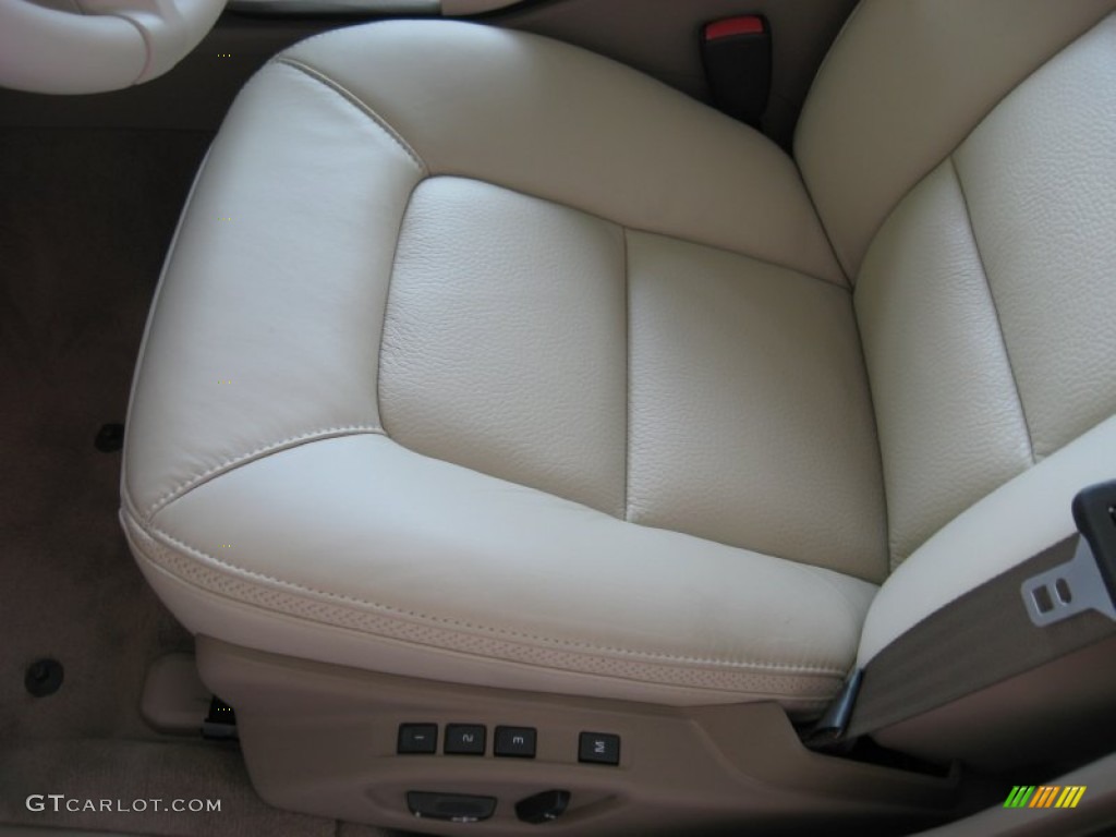 Sandstone Beige Interior 2011 Volvo XC70 3.2 AWD Photo #50840255