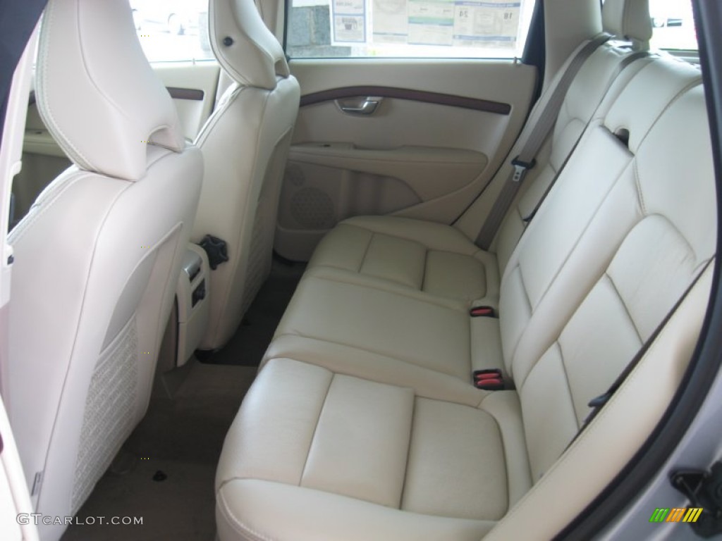 Sandstone Beige Interior 2011 Volvo XC70 3.2 AWD Photo #50840283