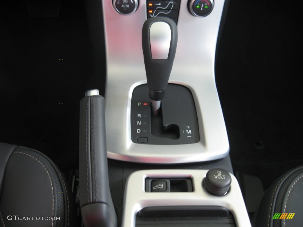 2011 C70 T5 - Electric Silver Metallic / Soverign Hide Off Black Leather/Off Black photo #25