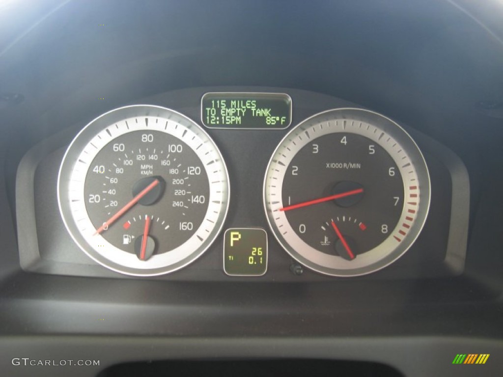 2011 C70 T5 - Electric Silver Metallic / Soverign Hide Off Black Leather/Off Black photo #27