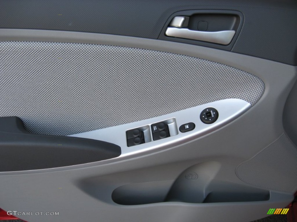 2012 Hyundai Accent GLS 4 Door Gray Door Panel Photo #50841483