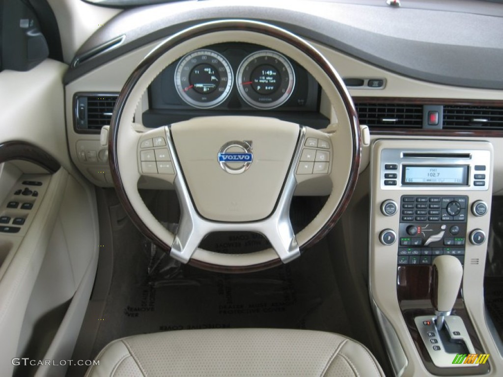 2011 Volvo S80 T6 AWD Dashboard Photos