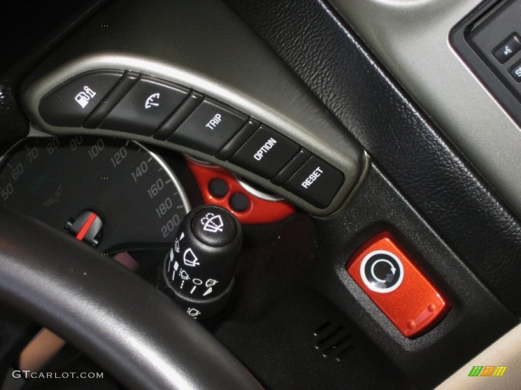 2005 Chevrolet Corvette Coupe Controls Photo #50842233