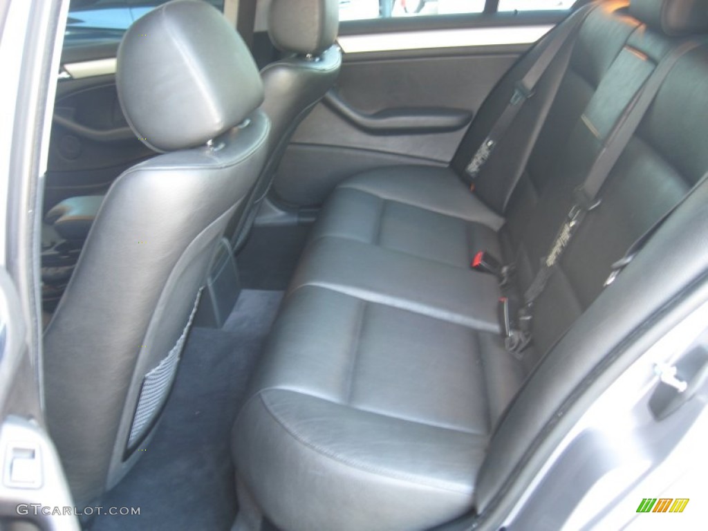 2004 3 Series 325xi Sedan - Silver Grey Metallic / Black photo #18