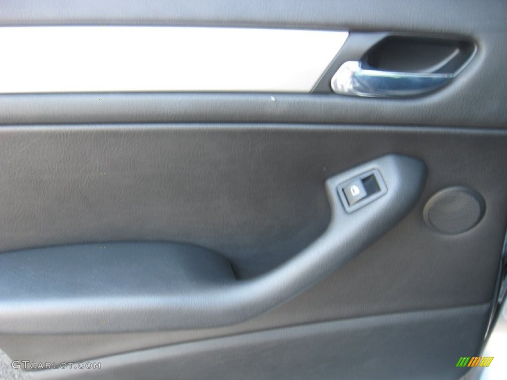 2004 3 Series 325xi Sedan - Silver Grey Metallic / Black photo #20