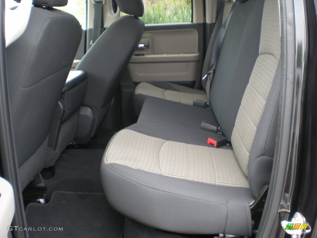 2011 Ram 1500 SLT Quad Cab 4x4 - Brilliant Black Crystal Pearl / Dark Slate Gray/Medium Graystone photo #10