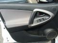 Super White - RAV4 I4 Photo No. 6