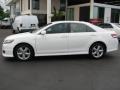 Super White - Camry SE Photo No. 6