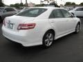 Super White - Camry SE Photo No. 9