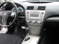 Super White - Camry SE Photo No. 19