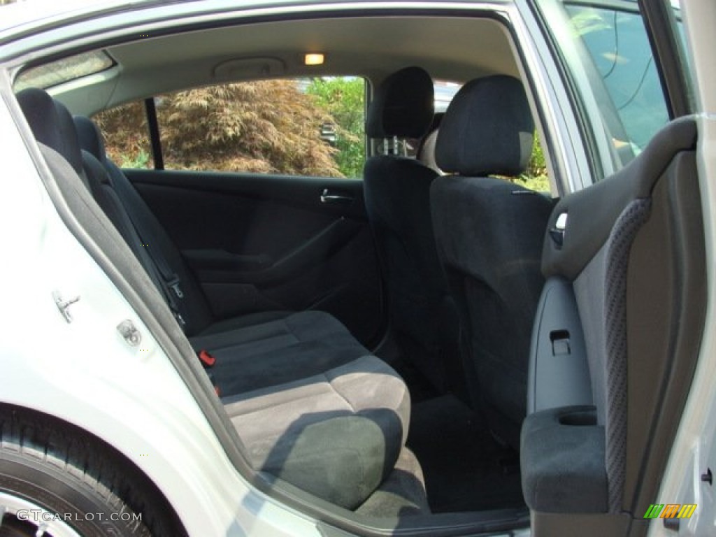 2007 Altima 2.5 S - Radiant Silver Metallic / Charcoal photo #12