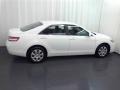 Super White - Camry LE Photo No. 17