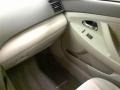 Super White - Camry LE Photo No. 11