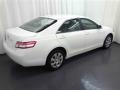 Super White - Camry LE Photo No. 16