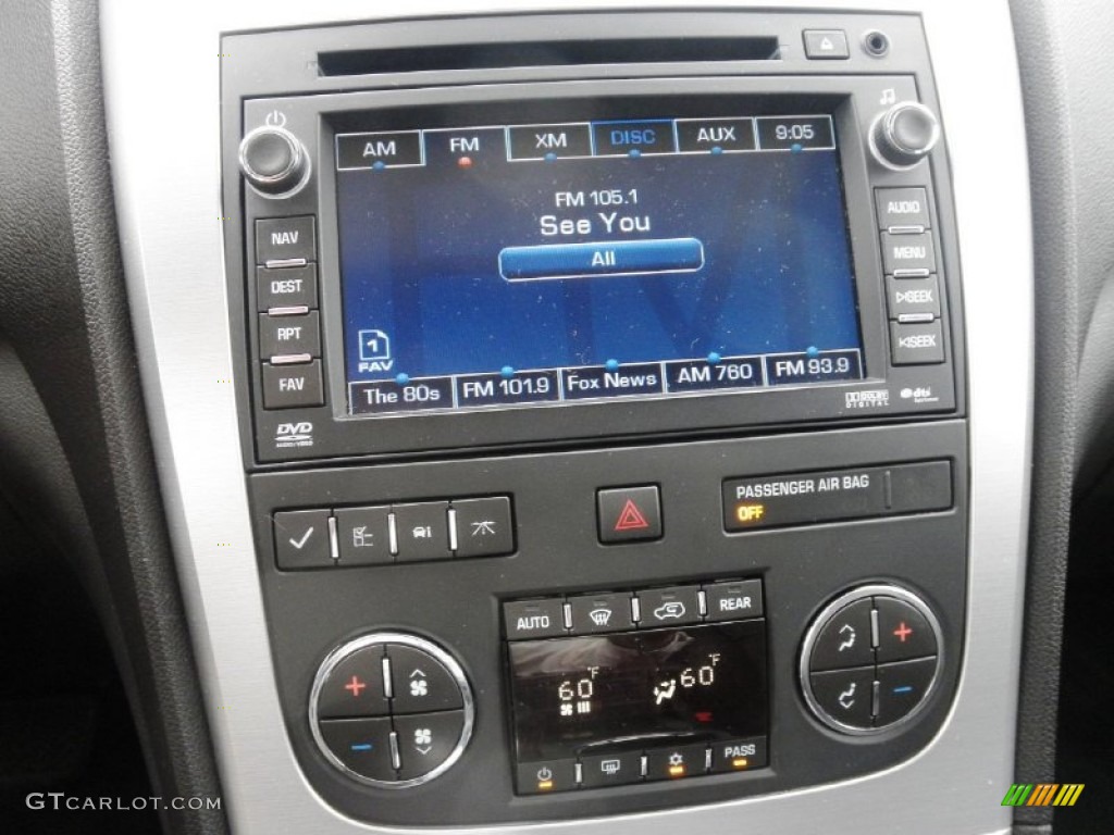 2009 GMC Acadia SLT AWD Controls Photo #50854162