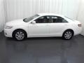 Super White - Camry LE Photo No. 18