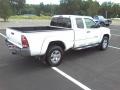 Super White - Tacoma PreRunner Access Cab Photo No. 16