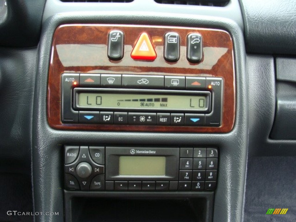 1999 Mercedes-Benz CLK 320 Coupe Controls Photo #50855584