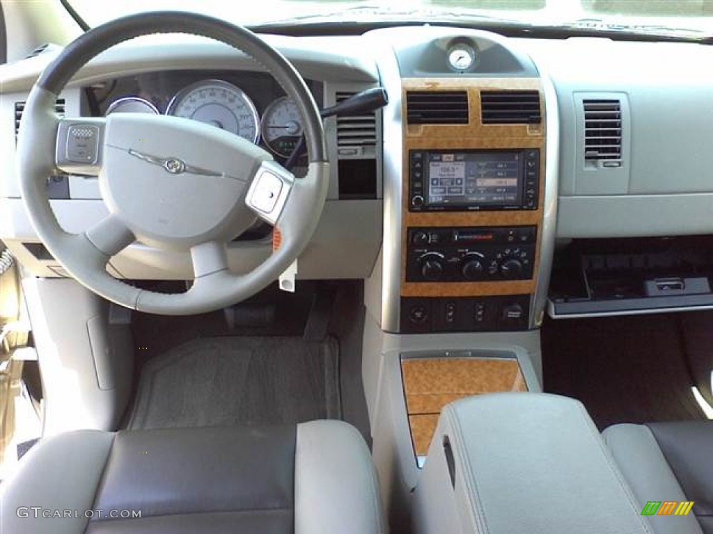 2008 Chrysler Aspen Limited Light Graystone Dashboard Photo #50856106