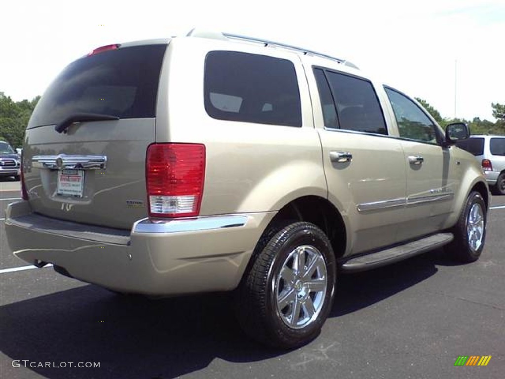2008 Aspen Limited - Mineral Gray Metallic / Light Graystone photo #16