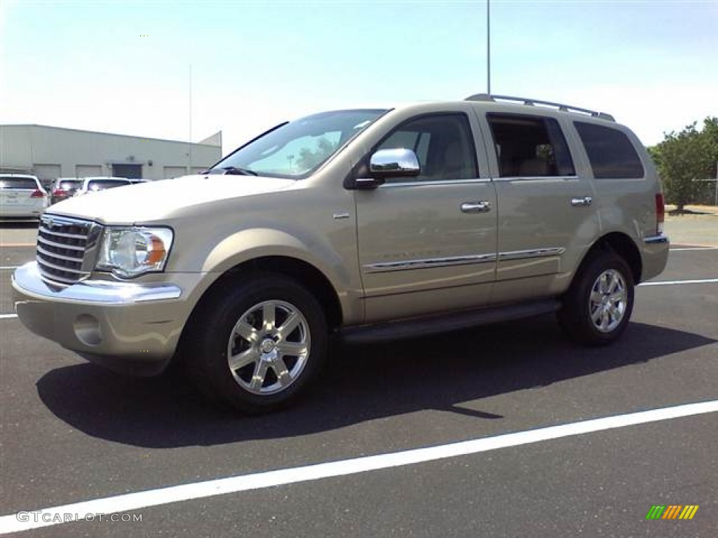 2008 Aspen Limited - Mineral Gray Metallic / Light Graystone photo #18