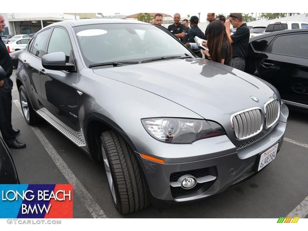 Space Grey Metallic BMW X6