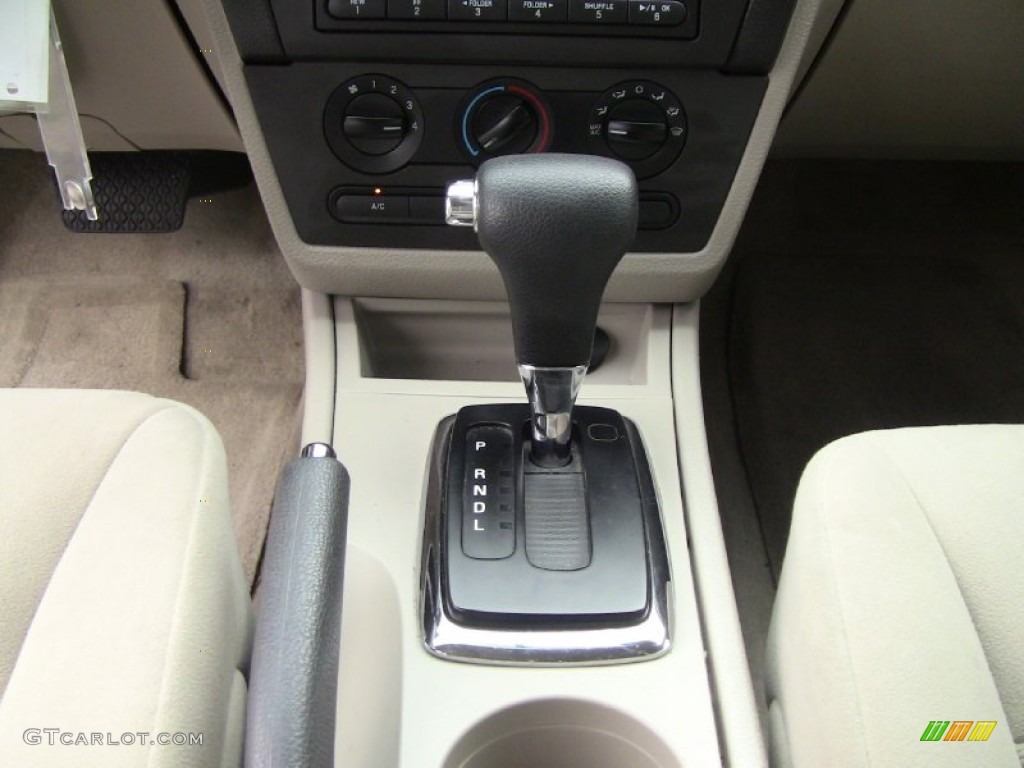 2008 Fusion S - Black Ebony / Camel photo #20