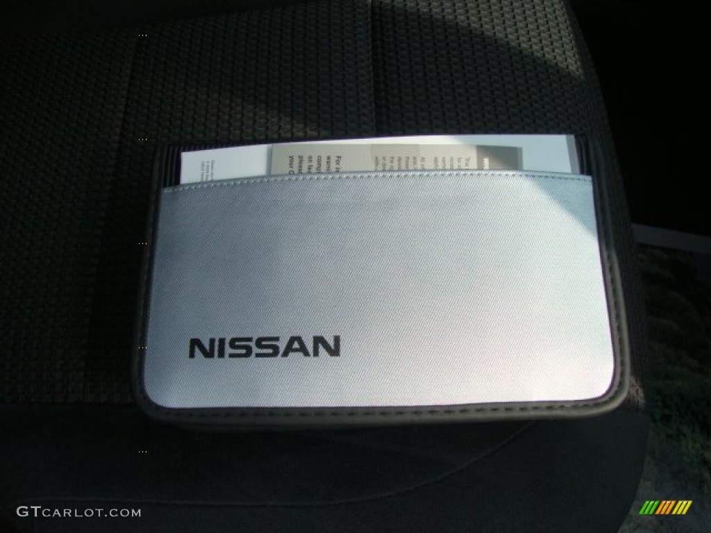 2010 Nissan Armada SE 4WD Books/Manuals Photo #50860774