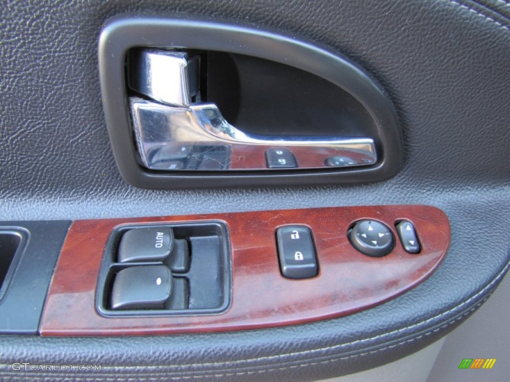 2007 Chevrolet Uplander LS Controls Photo #50861221