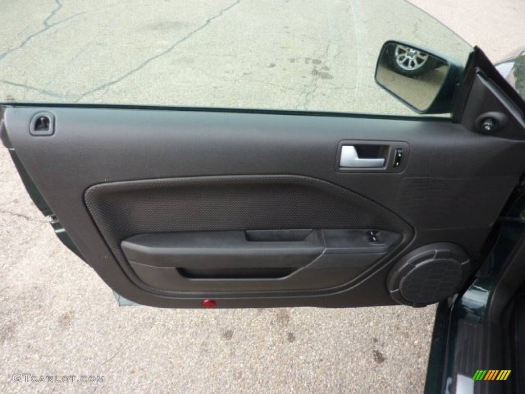 2008 Ford Mustang Bullitt Coupe Dark Charcoal Door Panel Photo #50866918