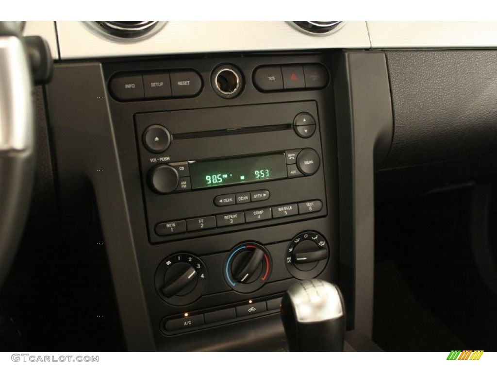 2005 Ford Mustang GT Premium Coupe Controls Photo #50867545