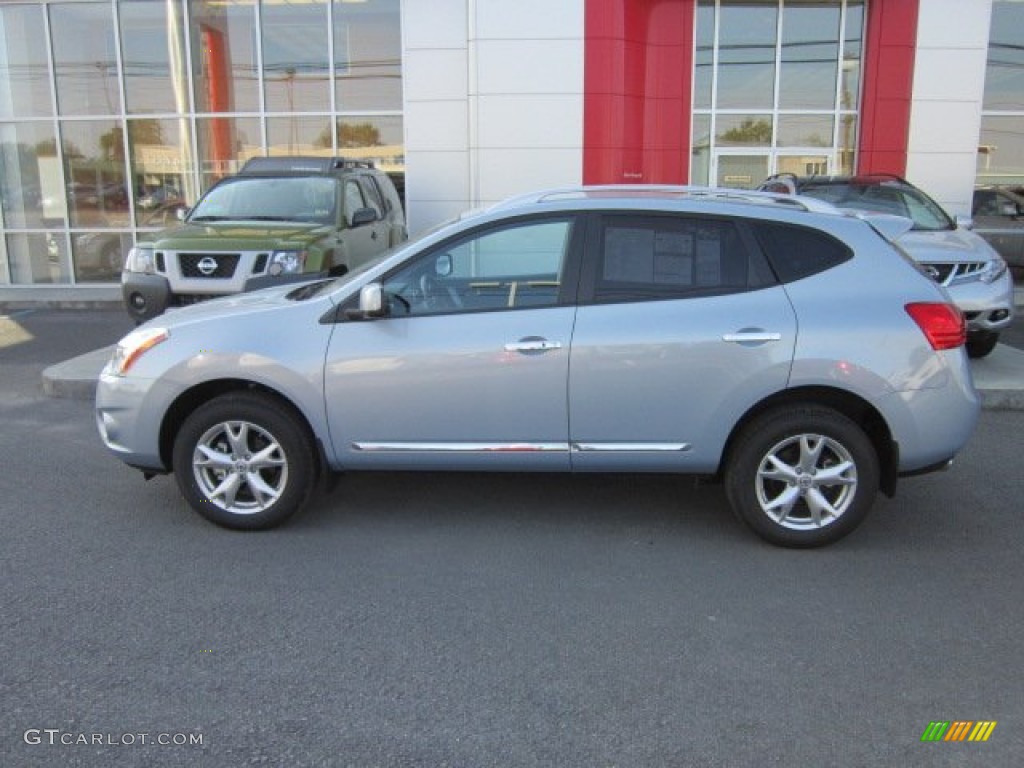 2011 Rogue SV AWD - Frosted Steel Metallic / Black photo #2