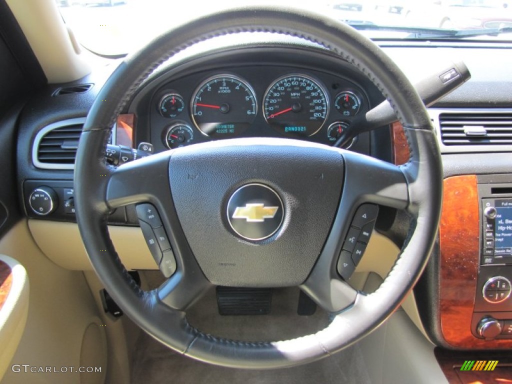 2008 Chevrolet Suburban 1500 LTZ 4x4 Light Cashmere/Ebony Steering Wheel Photo #50870971