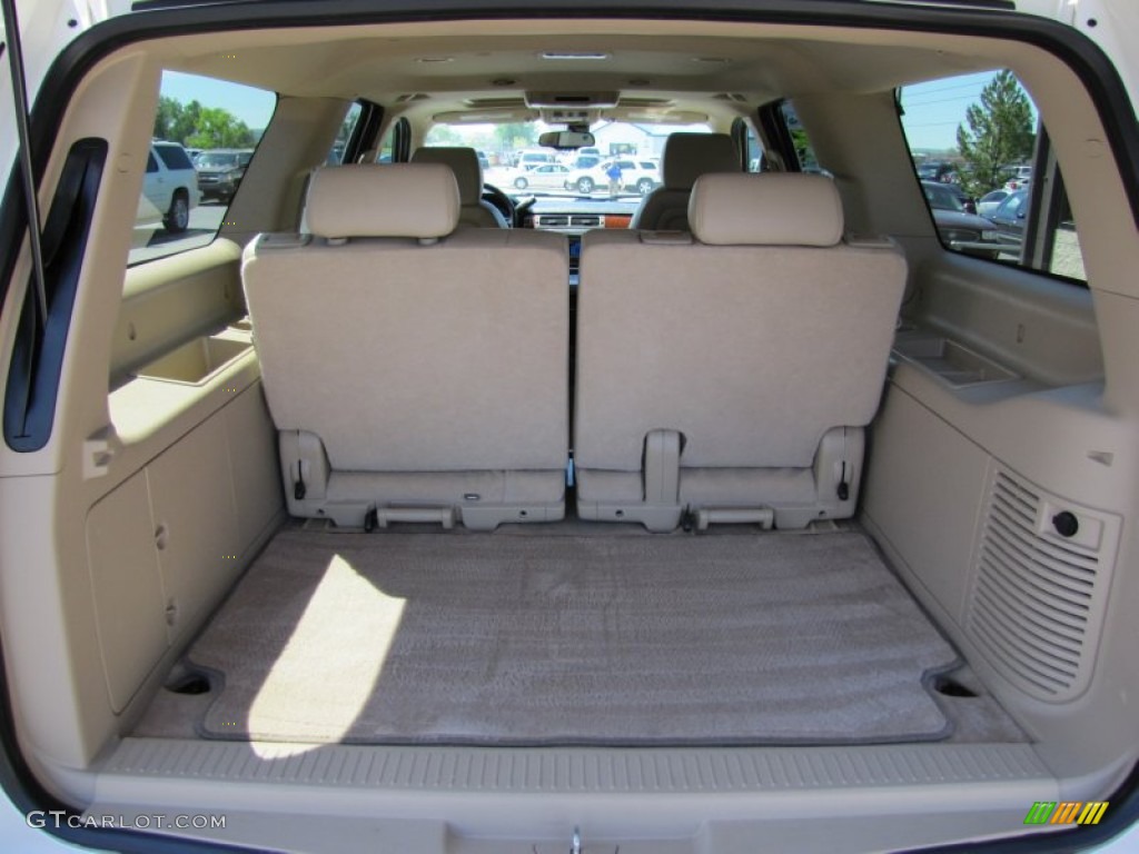 2008 Chevrolet Suburban 1500 LTZ 4x4 Trunk Photo #50871340